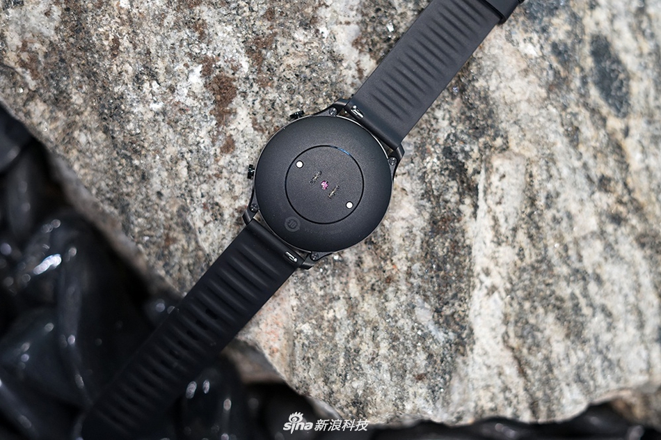 Trên tay Xiaomi Watch Color: Thiết kế mặt đồng
hồ tròn, với màn hình AMOLED 1.39 inch, pin 420mAh, kết nối
Bluetooth 5.0