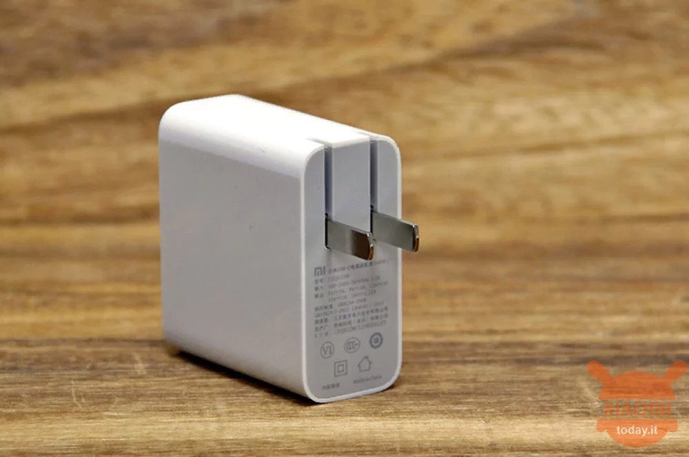Xiaomi ra mắt củ sạc
nhanh USB Type-C 65W: Kích thước nhỏ gọn, sạc được cho cả
laptop