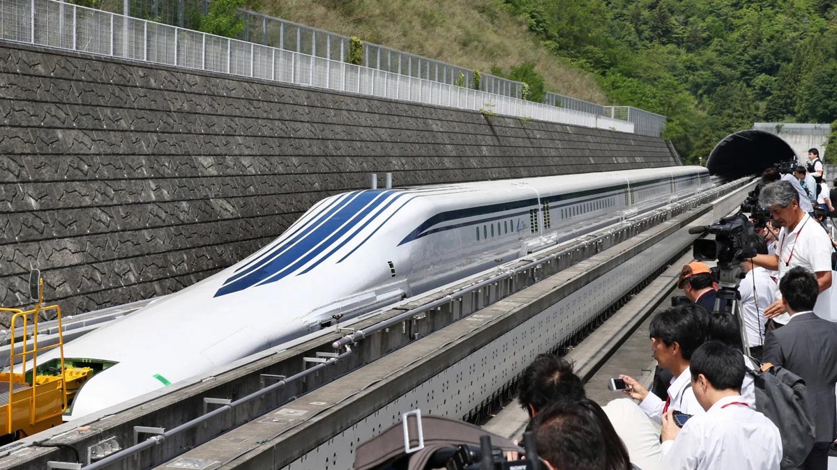 Nhật Bản giới thiệu
nguyên mẫu tàu điện siêu tốc mới: Sử dụng công nghệ sạc
không dây, đạt vận tốc tối đa lên tới hơn 500km/h