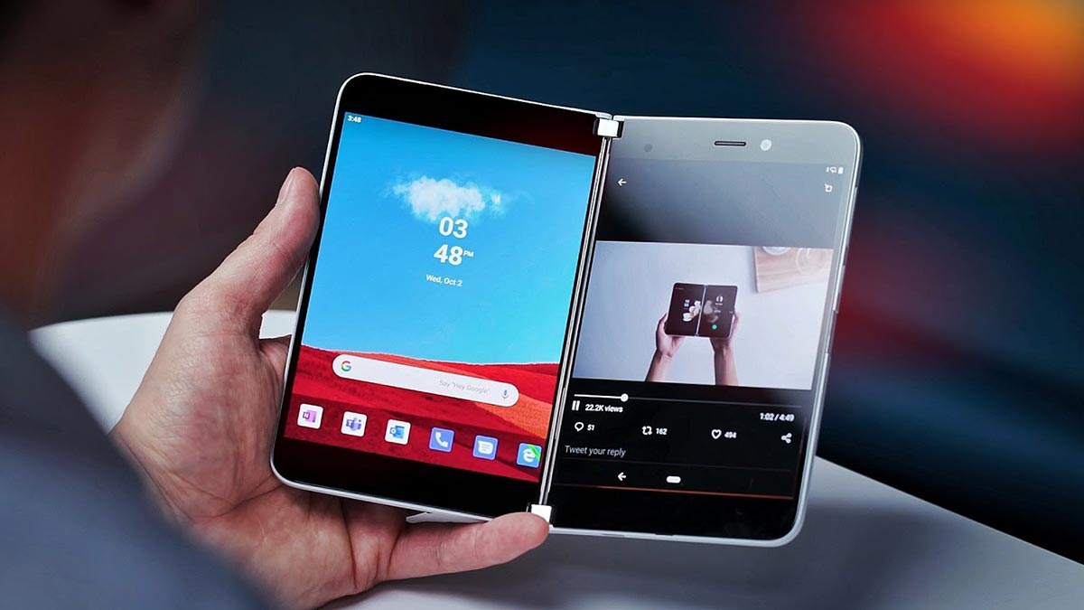 Smartphone hai màn
hình Surface Duo sẽ sớm lên kệ trong tháng 8 này, trước cả
Galaxy Note 20 và Galaxy Fold 2