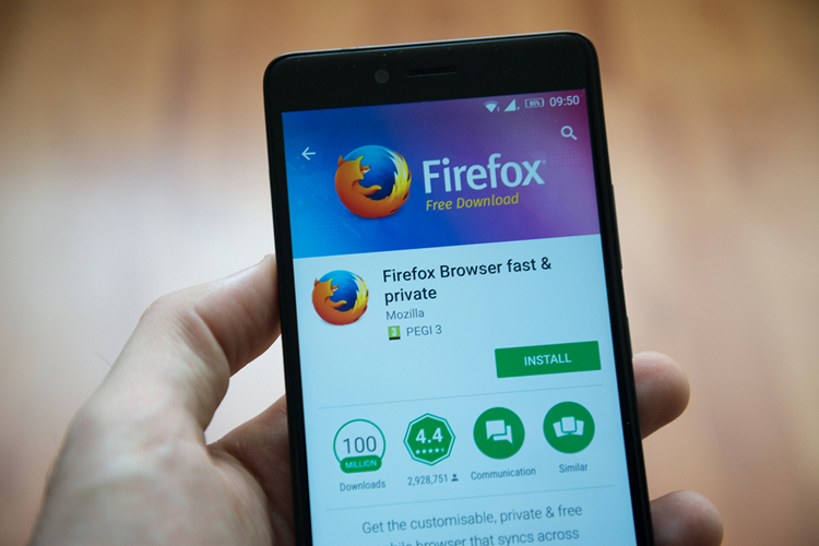 Firefox trên Android
dính lỗi nghiêm trọng: vẫn bật camera ngay khi điện thoại đã
khóa màn hình