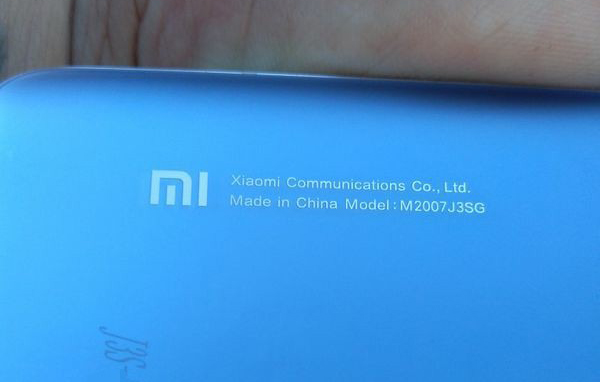Flagship Mi 10T Pro
sắp ra mắt của Xiaomi lộ diện với cụm camera hủng, màn hình
144Hz