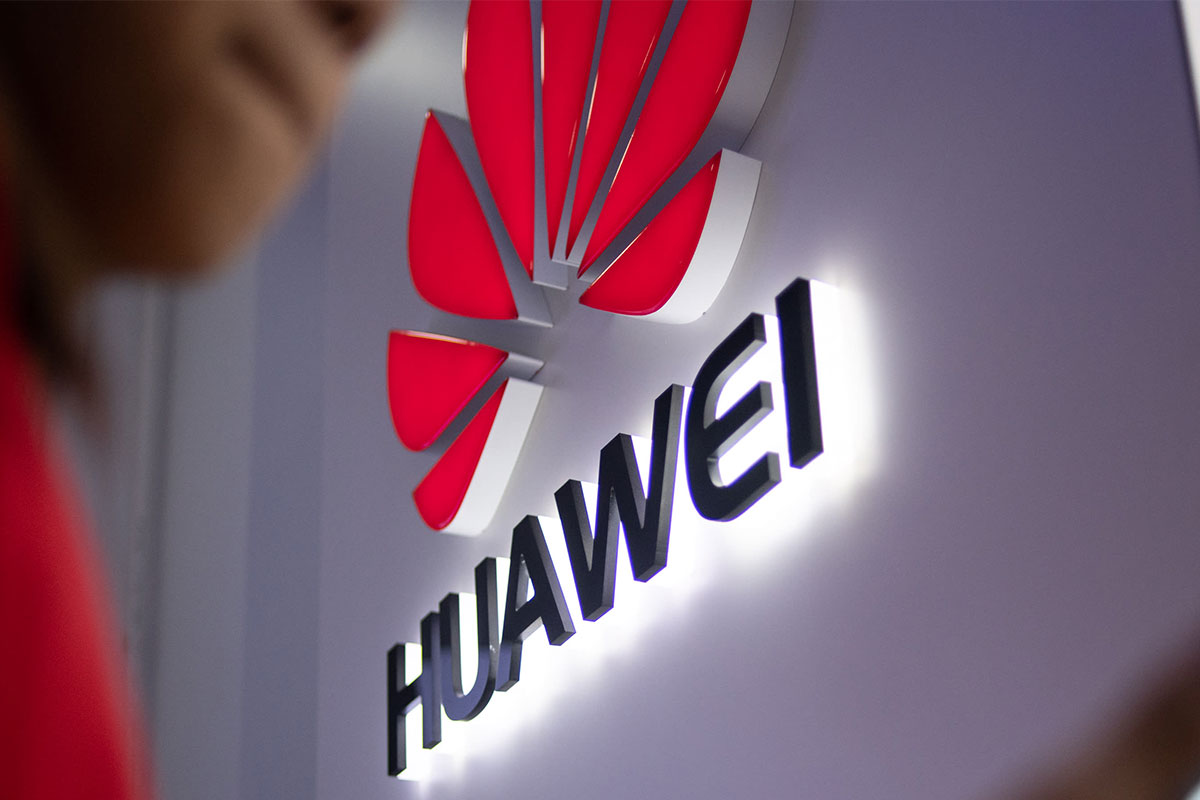 Anh phát hiện lỗ hổng
nghiêm trọng trong thiết bị Huawei, có thể khiến cả nhà mạng
phải dừng hoạt động nếu bị tấn công