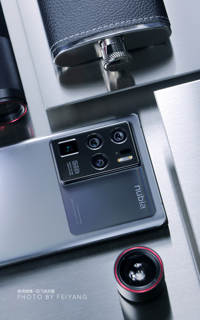 Nubia Z30 Pro ra mắt: Màn
hình 144Hz, ba camera 64MP, Snapdragon 888, sạc siêu nhanh
120W, giá từ 18 triệu đồng
