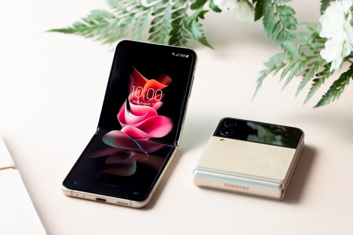 Samsung ra mắt Galaxy
Z Fold 3, Galaxy Z Flip 3: Màn hình 120Hz, chip Snapdragon
888 5G, giá khởi điểm gần 23 triệu VNĐ