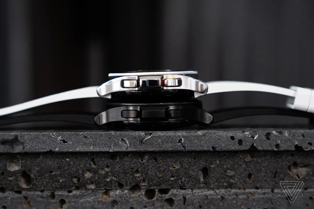 Samsung ra mắt Galaxy
Watch 4, Watch 4 Classic: Chính thức từ bỏ Tizen OS để
chuyển sang Wear OS của Google