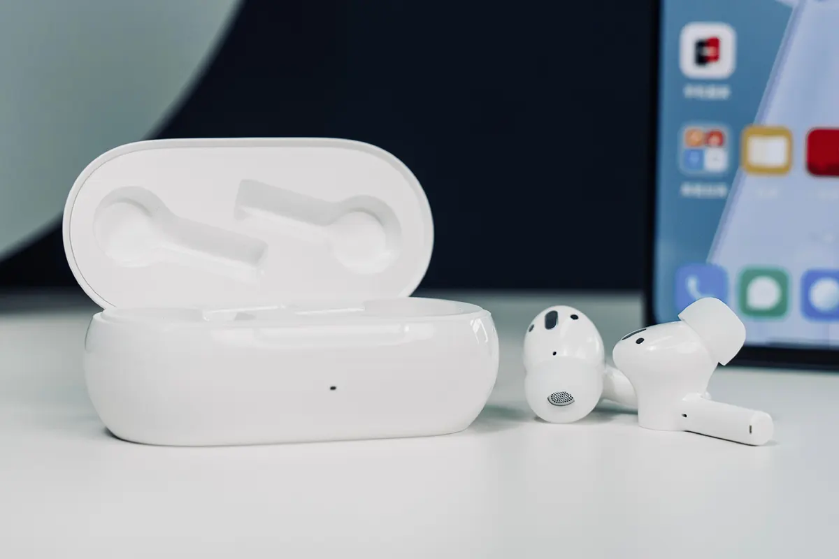 OnePlus Buds Z2 ra
mắt: Tai nghe True wireless giá rẻ có chống ồn chủ động như
AirPods Pro