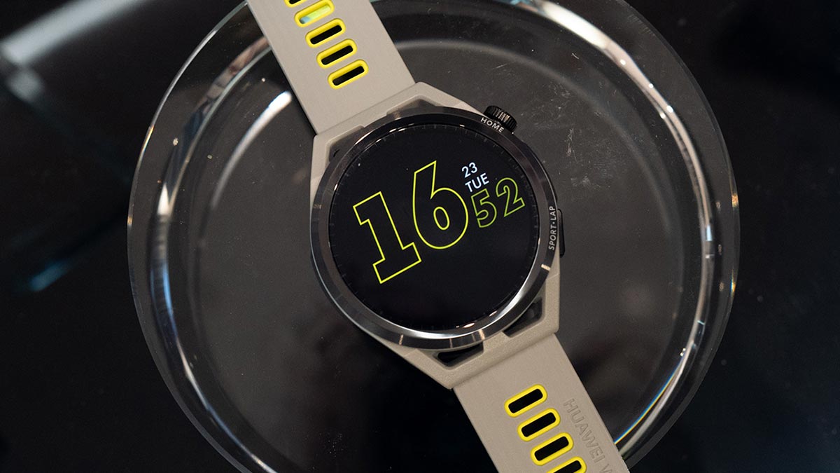 Huawei ra mắt Watch
GT 3 và GT Runner tại VN: Thiết kế siêu nhẹ, nhiều tính năng
hay ho cho người vận động, pin trâu, chưa có giá