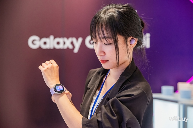 Trên tay Galaxy
Watch5 và Watch5 Pro: Tập trung theo dõi sức khoẻ, nâng cấp
pin, giá từ 6.9 triệu đồng