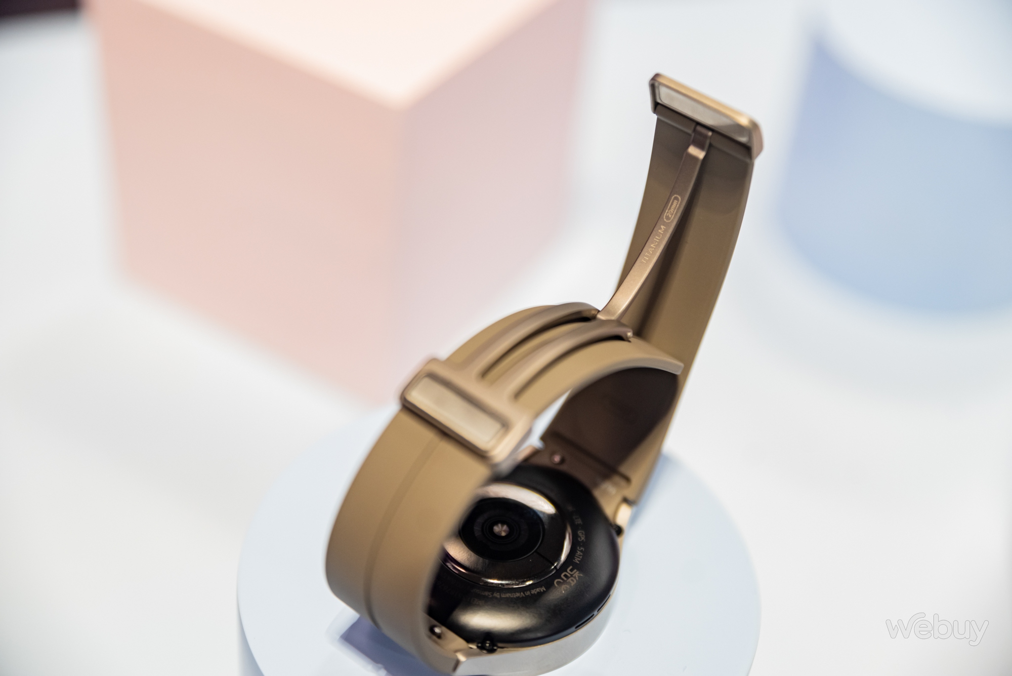 Trên tay Galaxy Watch5 và Watch5 Pro: Tập trung
theo dõi sức khoẻ, nâng cấp pin, giá từ 6.9 triệu đồng