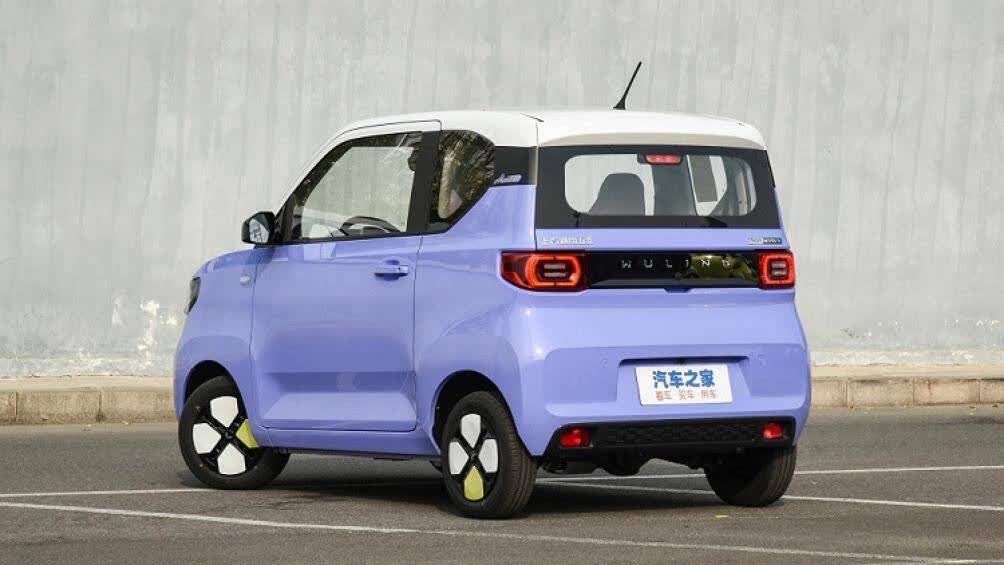 Wuling HongGuang Mini
EV: Mẫu ô tô điện giá rẻ ngang Honda SH sắp lắp ráp tại Việt
Nam