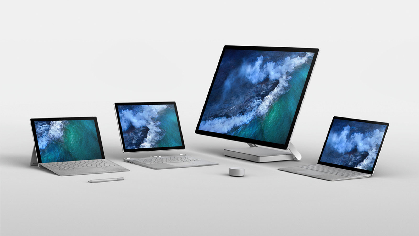 Khảo sát cho thấy Microsoft Surface là thương hiệu laptop duy nhất có thể cạnh tranh với MacBook của Apple