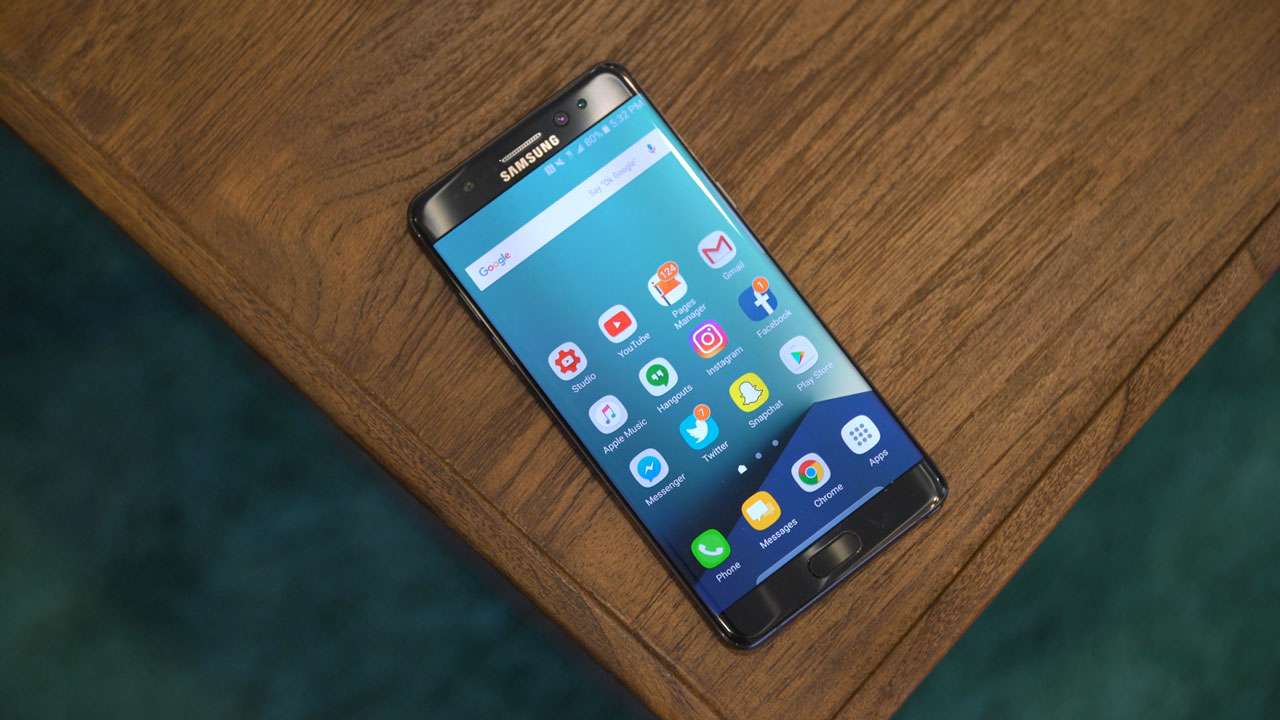 Lộ diện bộ quà tặng hoành tráng khi mua Samsung Galaxy Note FE chính hãng tại Việt Nam
