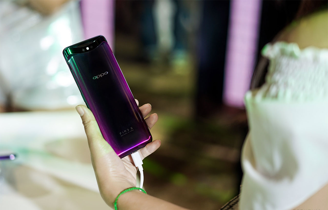 OPPO chính thức ra mắt Find X tại Việt Nam: Camera ẩn hoàn toàn, Snapdragon 845, 8GB RAM, giá 20.990.000 VNĐ