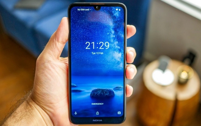 Nokia 3.2 chính thức ra mắt với màn hình 6,26 inch, có phím cứng gọi Google Assistant, giá từ 2,99 triệu đồng