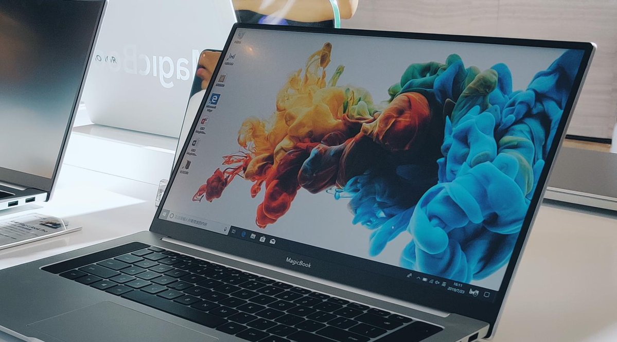 Honor ra mắt MagicBook Pro: Thiết kế giống MacBook Pro, giá từ 18.6 triệu đồng