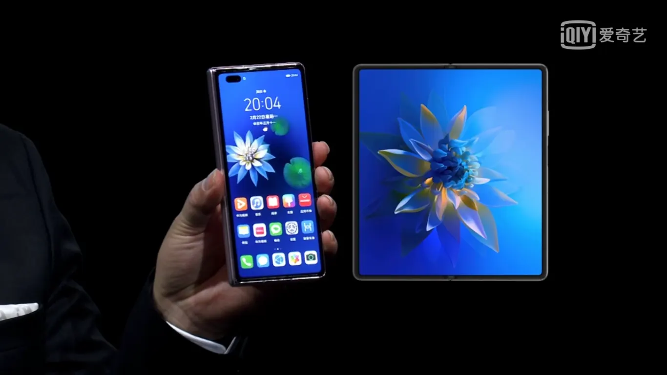 Huawei Mate X2 ra mắt với thiết kế tương tự như Galaxy Z Fold2 nhưng giá còn cao hơn