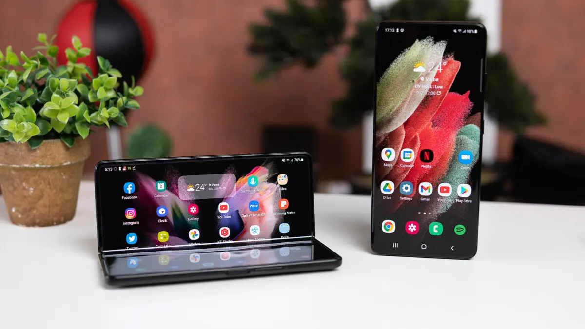 Samsung Galaxy Z Fold 4 có thể được trang bị tới 2 cảm biến vân tay dưới màn hình, cả trong và ngoài