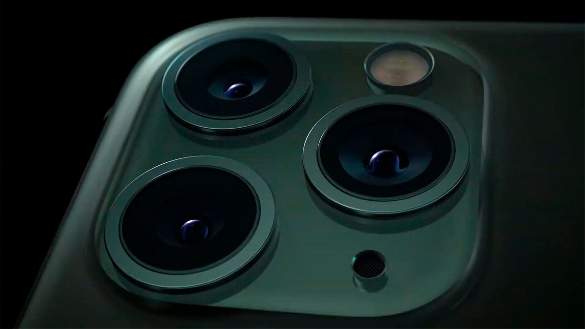 iPhone 15 sẽ được Apple trang bị ống kính tiềm vọng cho khả năng zoom quang 5x?